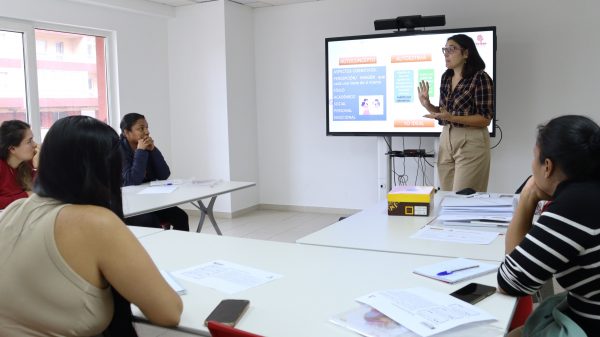 Sesión del ciclo Medrando Xuntas para mujeres sobre la autoestima.