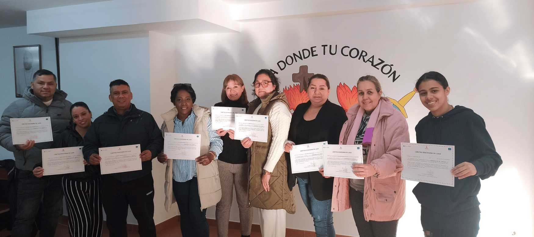 entrega de diplomas del taller Operarios/as de Limpieza en Lalín