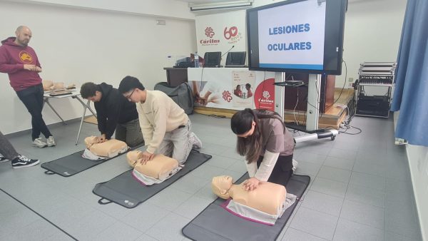 taller de primeros auxilios para adolescentes